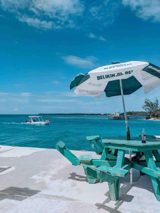 Vacation Home Blue Lotus كاي كولكر المظهر الخارجي الصورة